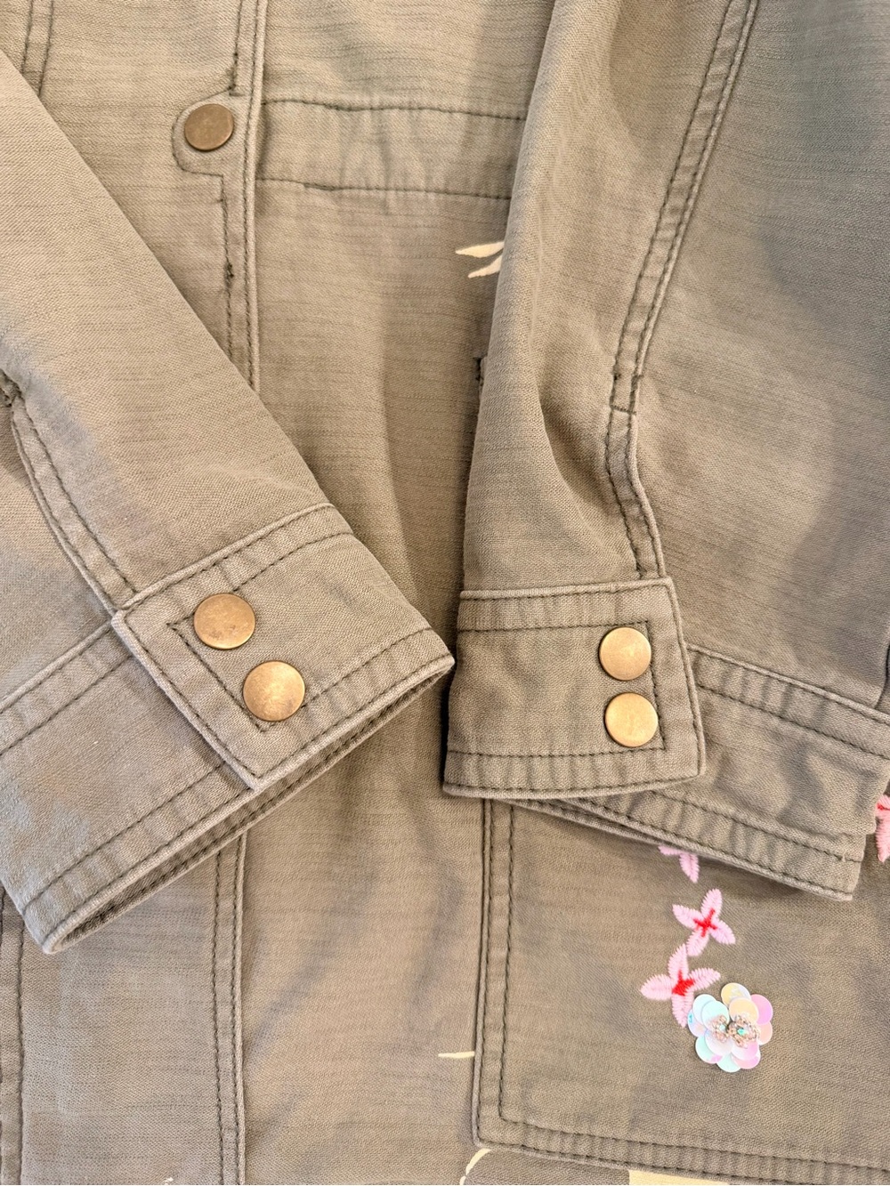 Anthropologie Olive Green Embroidered Beaded  Floral Utility Shacket Size XL - Picture 9 of 15